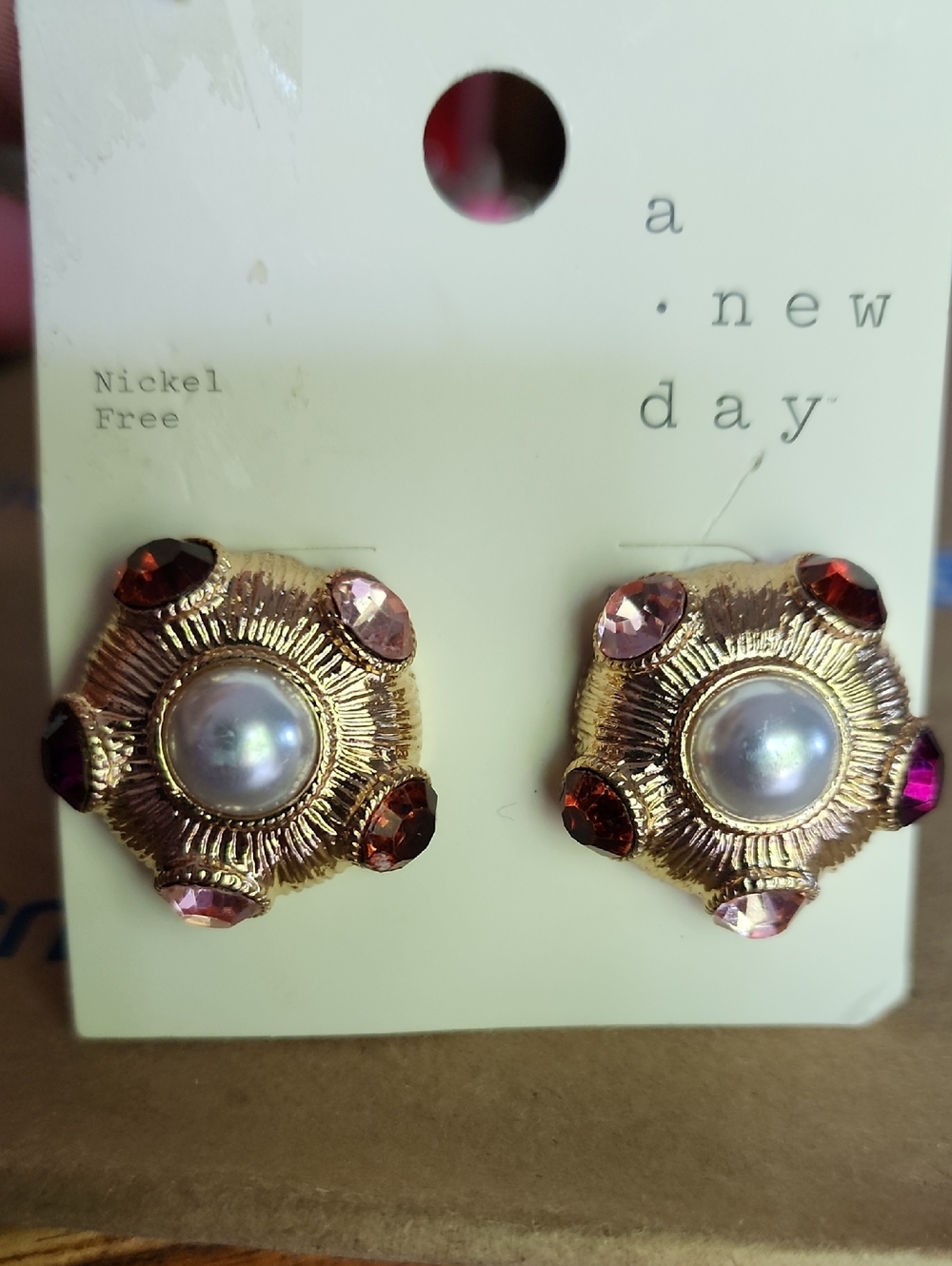 A New Day Gold Pearl Cluster Statement Earrings - Women Jewelry - Picture 2 of 3